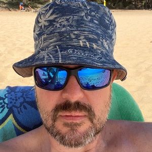 Meet your Posher, Brett